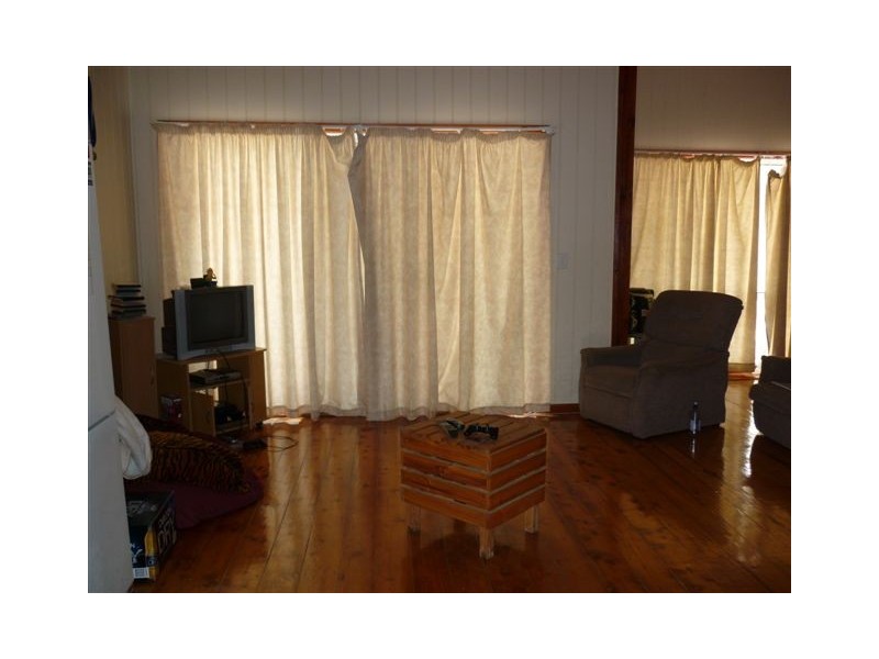 203 Woods Street, Donald VIC 3480