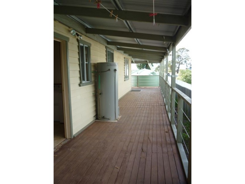 203 Woods Street, Donald VIC 3480