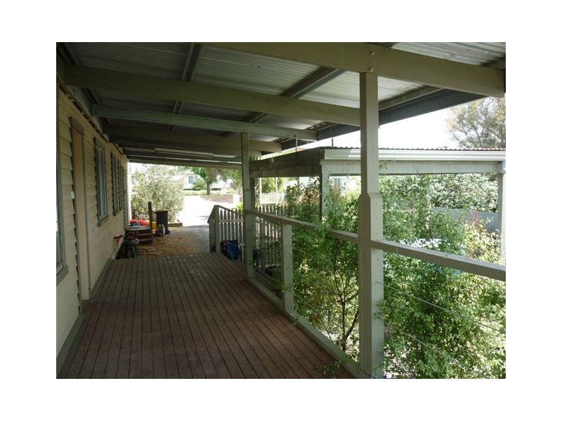 203 Woods Street, Donald VIC 3480