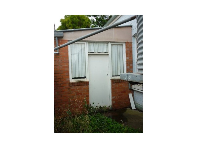 27-29 McCulloch Street, Donald VIC 3480