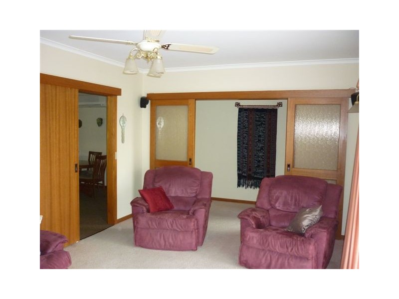4 Anderson Street, Warracknabeal VIC 3393