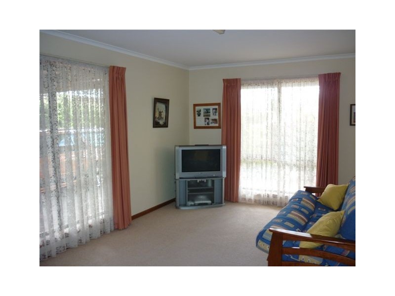4 Anderson Street, Warracknabeal VIC 3393