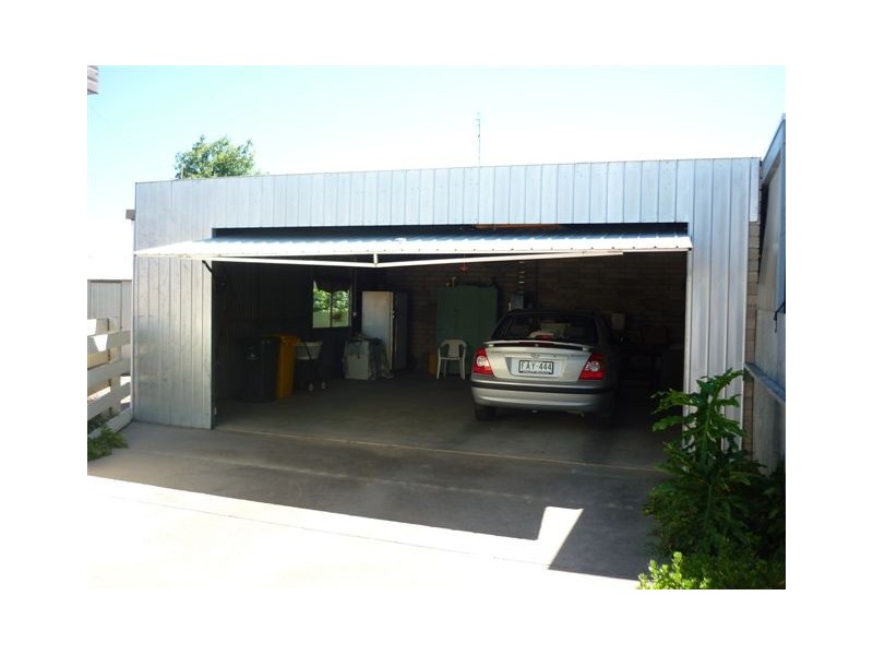 26 Beggs Street, Warracknabeal VIC 3393