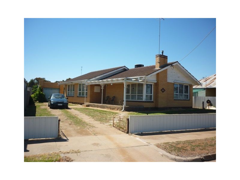 52 Camp street, Watchem VIC 3482