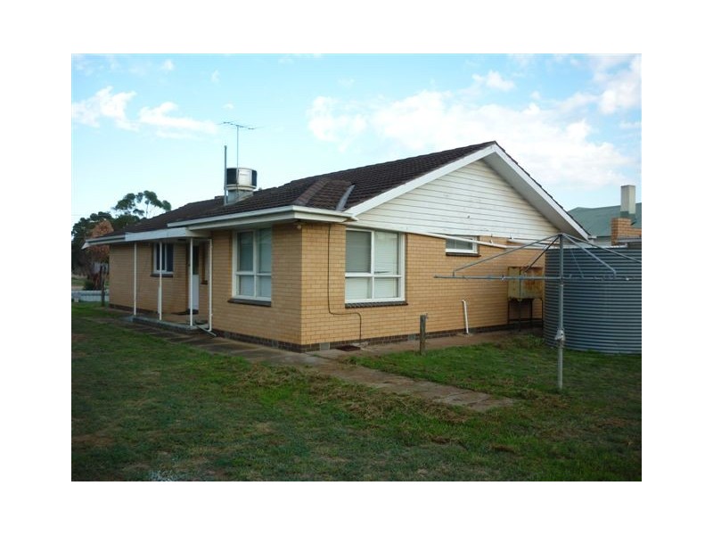 52 Camp street, Watchem VIC 3482