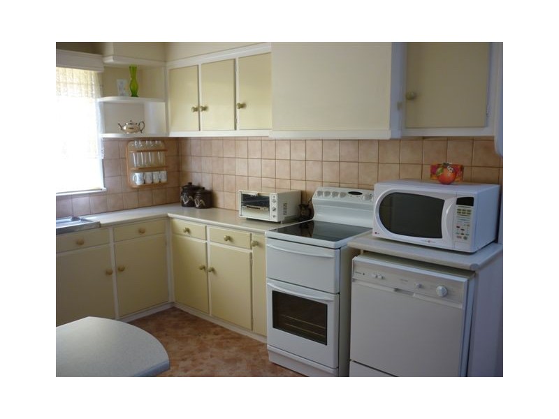 39 Jamouneau street, Warracknabeal VIC 3393