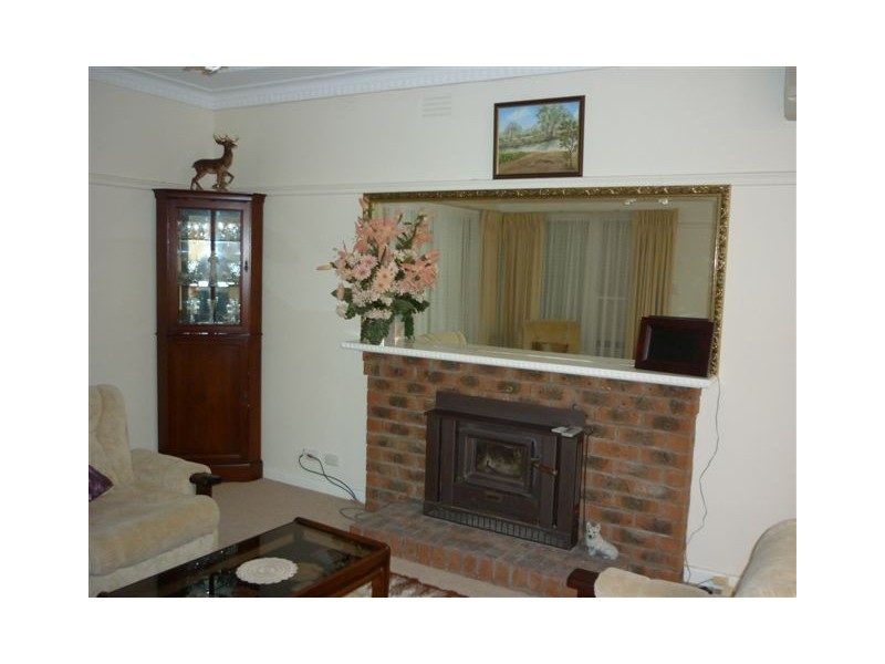 39 Jamouneau street, Warracknabeal VIC 3393