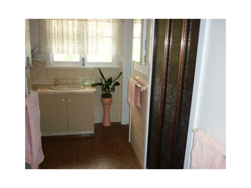 39 Jamouneau street, Warracknabeal VIC 3393