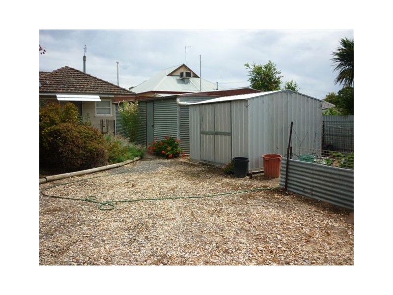 39 Jamouneau street, Warracknabeal VIC 3393