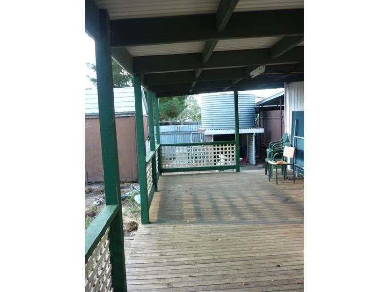 8 Craig Avenue, Warracknabeal VIC 3393