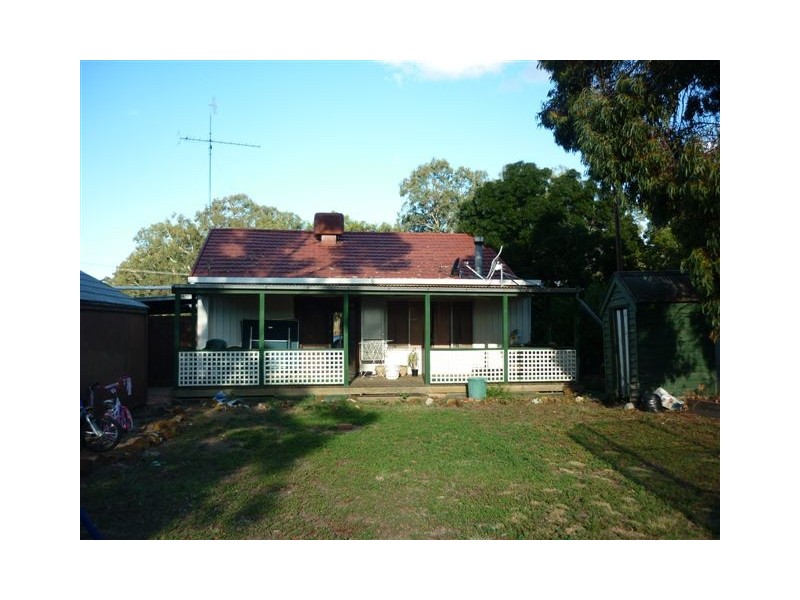 8 Craig Avenue, Warracknabeal VIC 3393