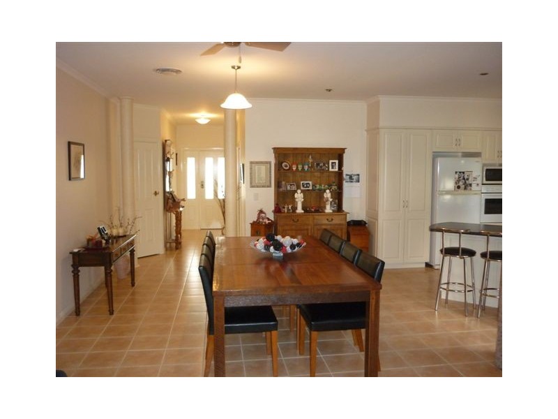 21 Hewitt Street, Warracknabeal VIC 3393