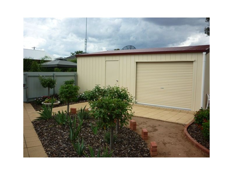 21 Hewitt Street, Warracknabeal VIC 3393