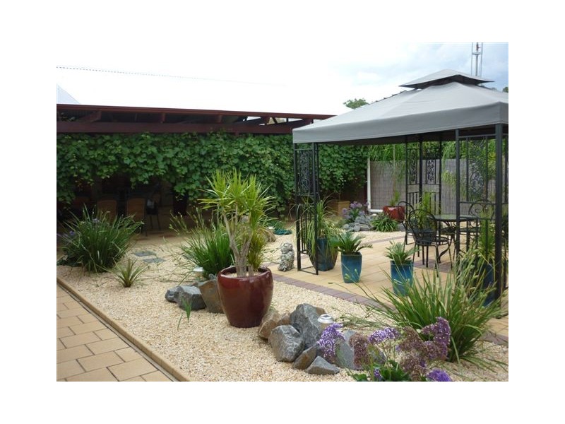 21 Hewitt Street, Warracknabeal VIC 3393