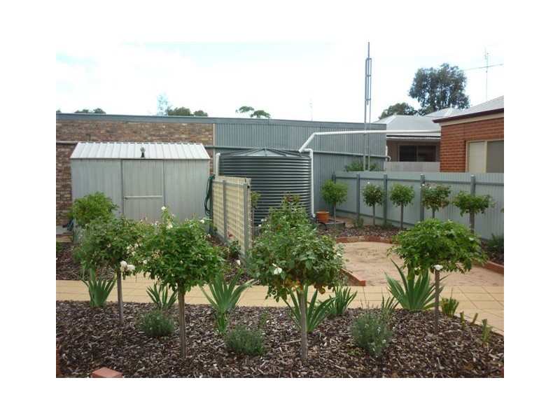 21 Hewitt Street, Warracknabeal VIC 3393