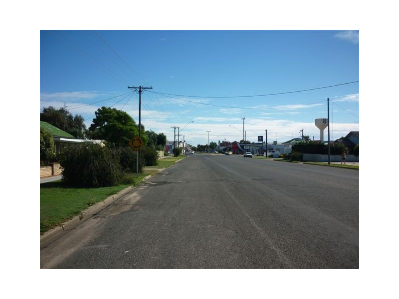 184 scott street, Warracknabeal VIC 3393