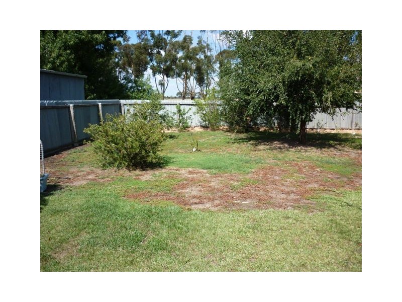 43 Gardiner Street, Warracknabeal VIC 3393