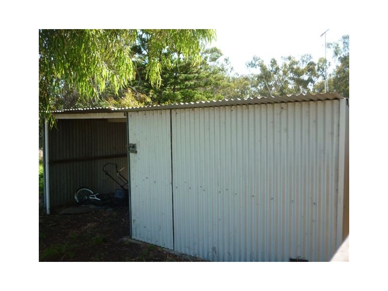 6 Anderson Street, Warracknabeal VIC 3393