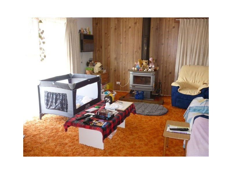 75 Camp Street, Watchem VIC 3482