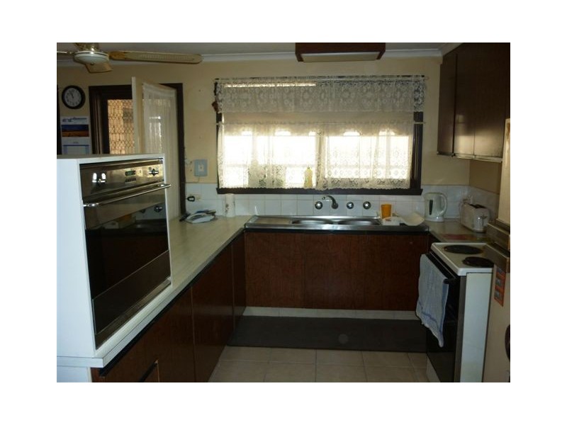 57 Broadway, Jeparit VIC 3423