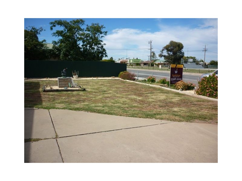 57 Broadway, Jeparit VIC 3423