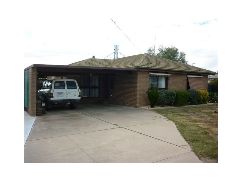 57 Broadway, Jeparit VIC 3423