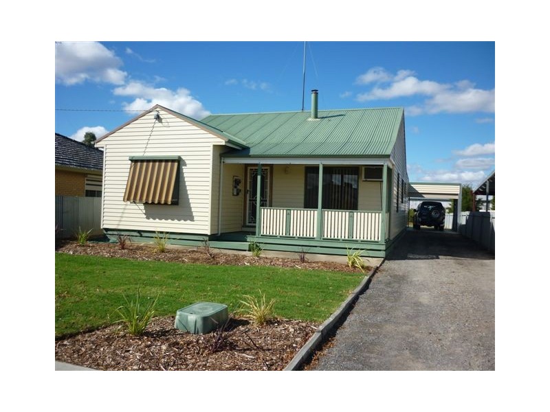 51 Anderson Street, Warracknabeal VIC 3393