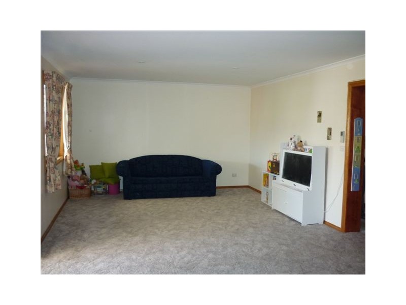 51 Anderson Street, Warracknabeal VIC 3393