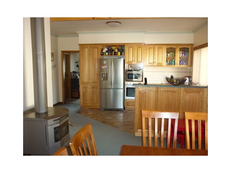 51 Anderson Street, Warracknabeal VIC 3393