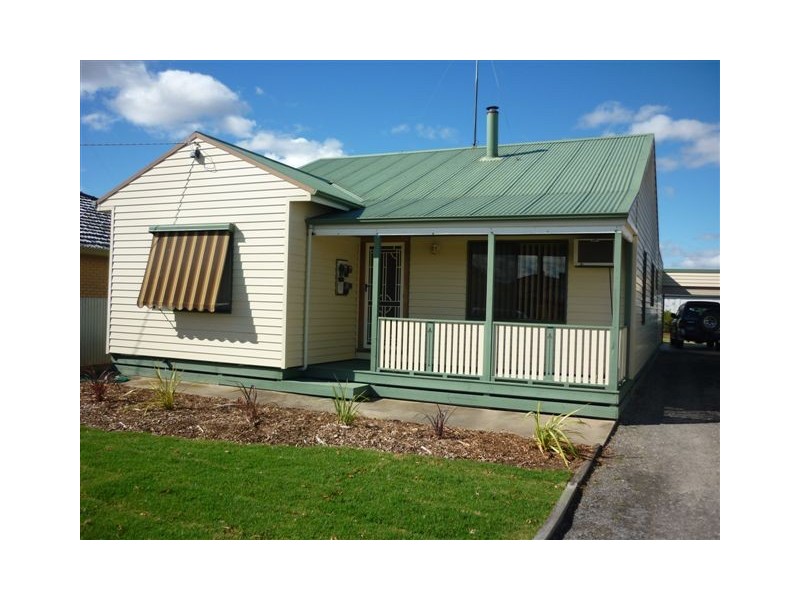 51 Anderson Street, Warracknabeal VIC 3393