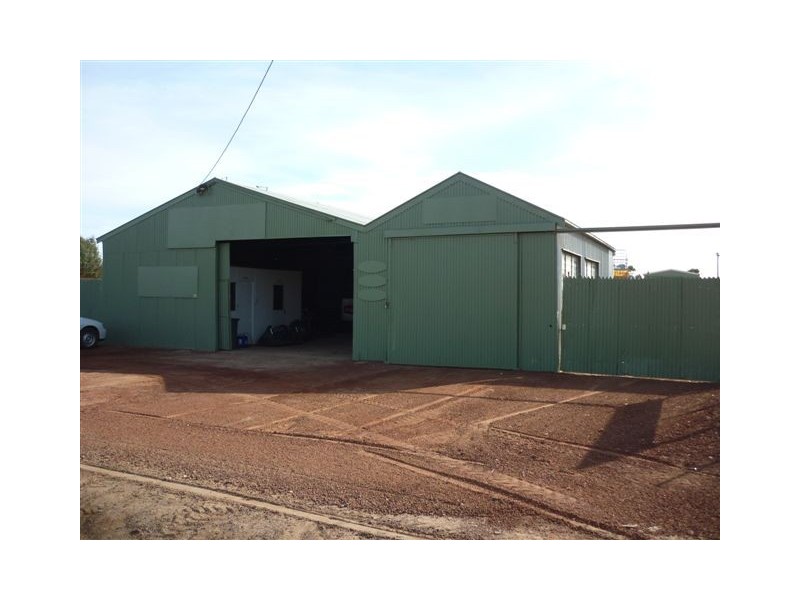 26 Kelsall street, Warracknabeal VIC 3393