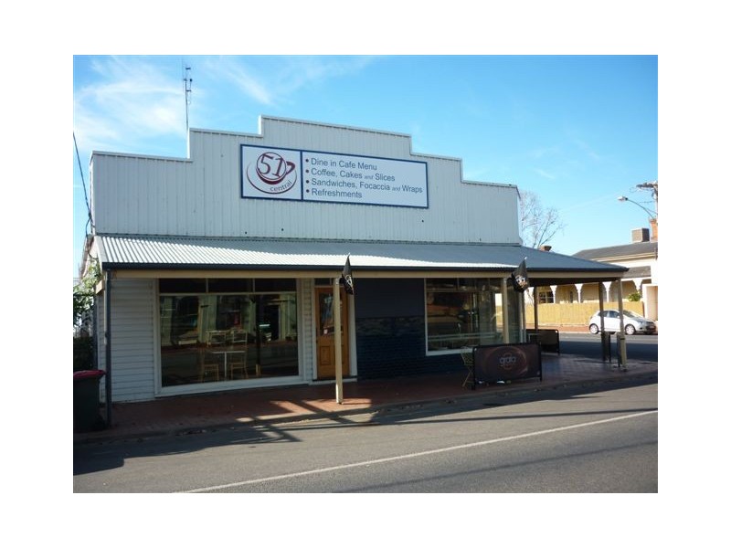 51 Woods Street, Donald VIC 3480