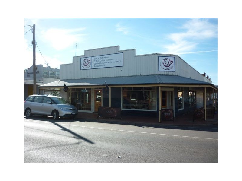 51 Woods Street, Donald VIC 3480