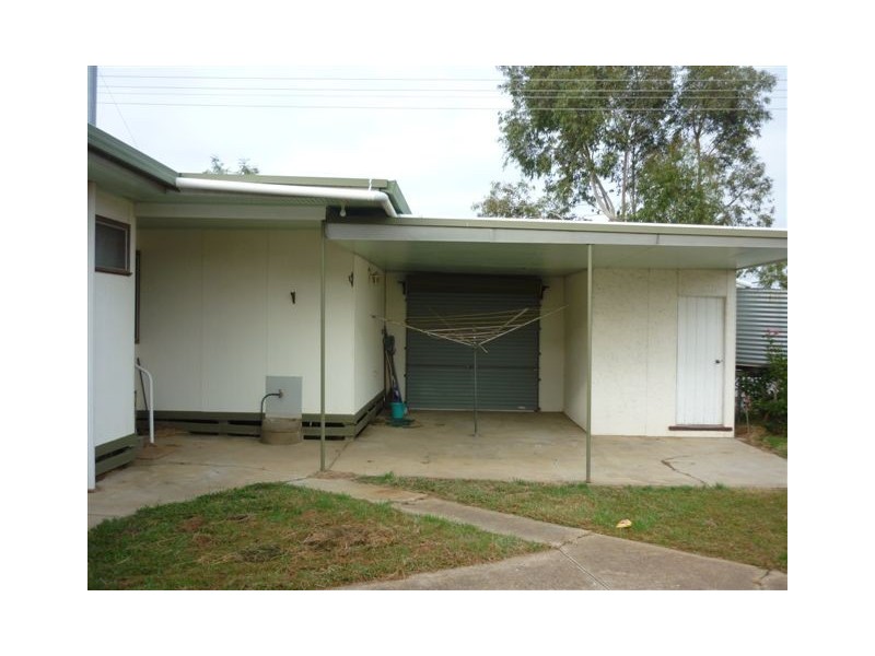 44 Campbell Street, Warracknabeal VIC 3393