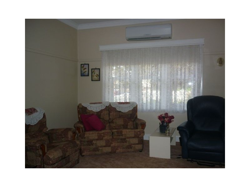 10A Jamouneau Street, Warracknabeal VIC 3393