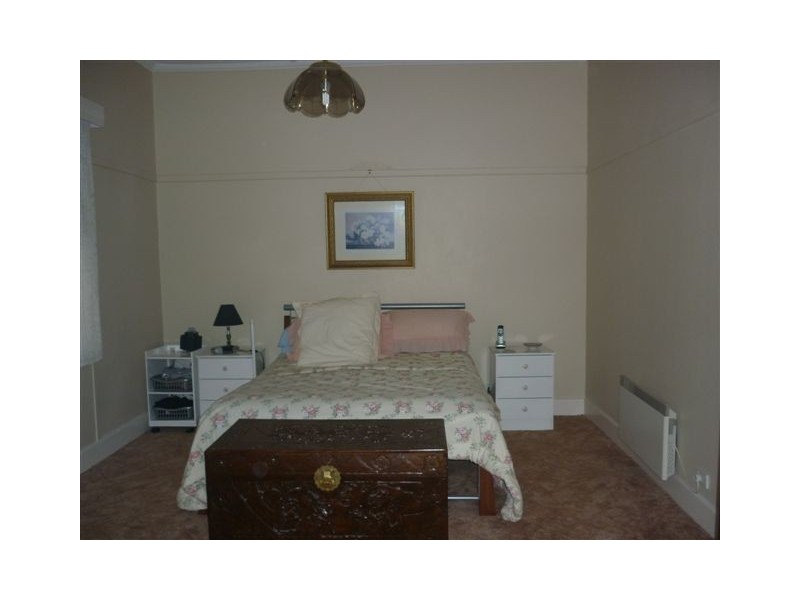 10A Jamouneau Street, Warracknabeal VIC 3393