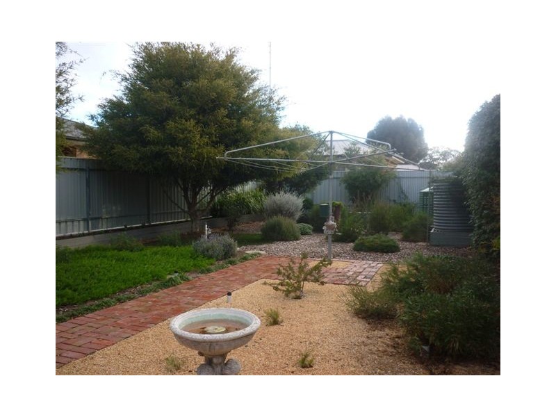 10A Jamouneau Street, Warracknabeal VIC 3393