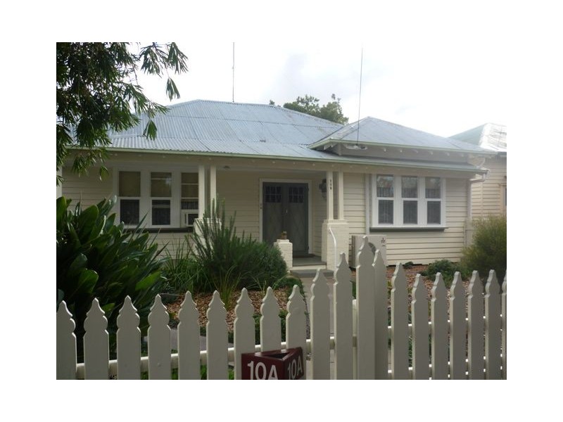10A Jamouneau Street, Warracknabeal VIC 3393