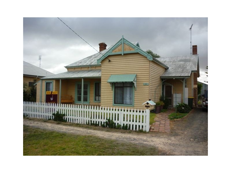 19 Charles Street, Jeparit VIC 3423