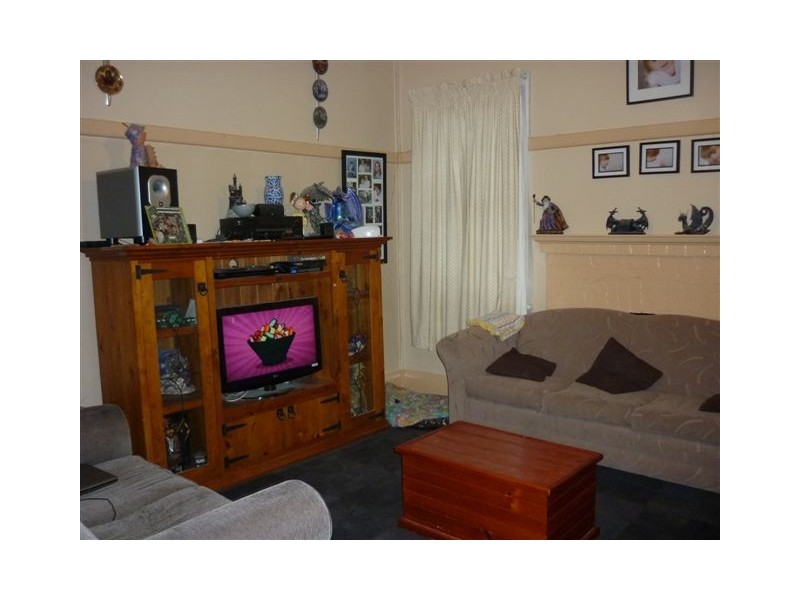 19 Charles Street, Jeparit VIC 3423