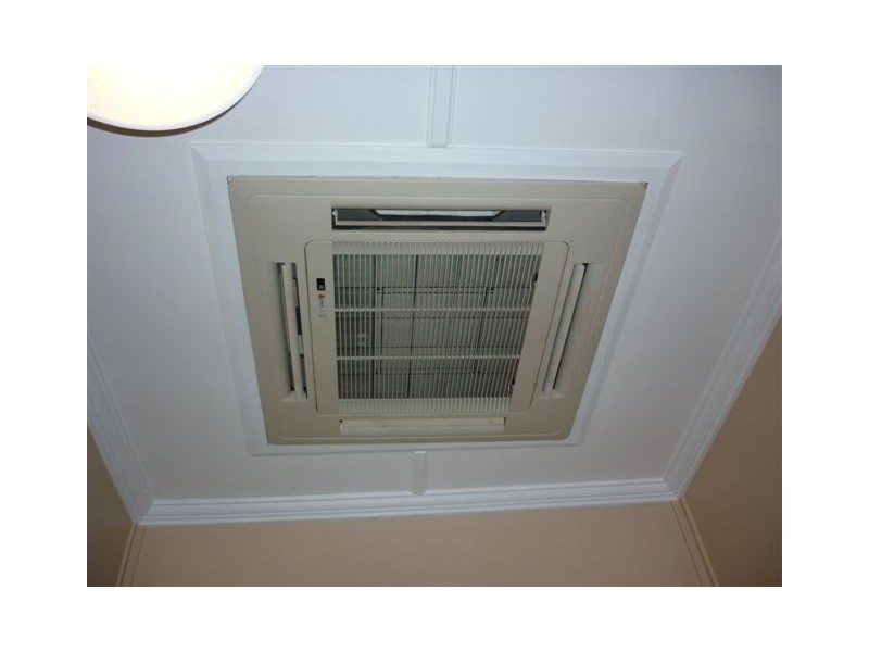 19 Charles Street, Jeparit VIC 3423