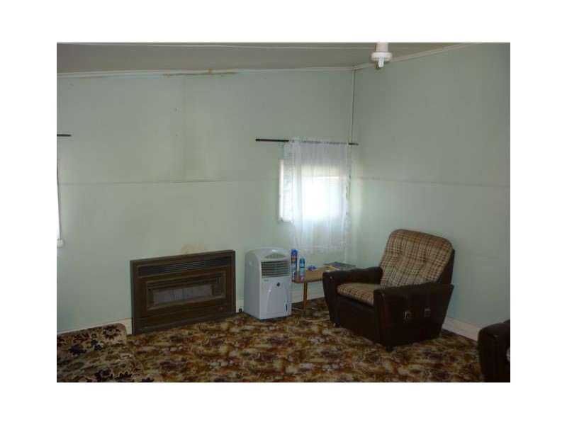 73 Victoria Street, Nhill VIC 3418