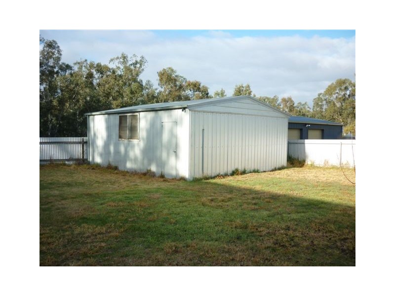 73 Victoria Street, Nhill VIC 3418