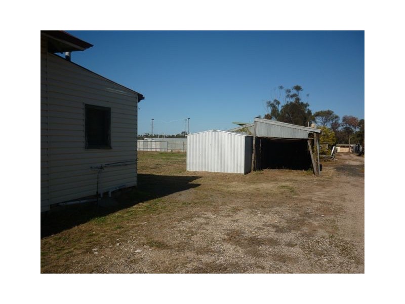 8 Sanders Street, Rainbow VIC 3424