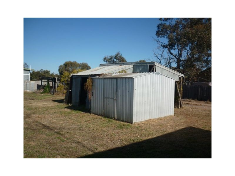 8 Sanders Street, Rainbow VIC 3424