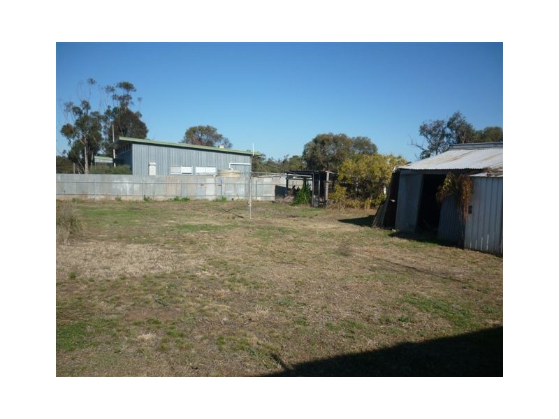 8 Sanders Street, Rainbow VIC 3424