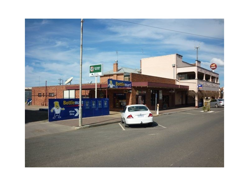 99 Scott Street, Warracknabeal VIC 3393