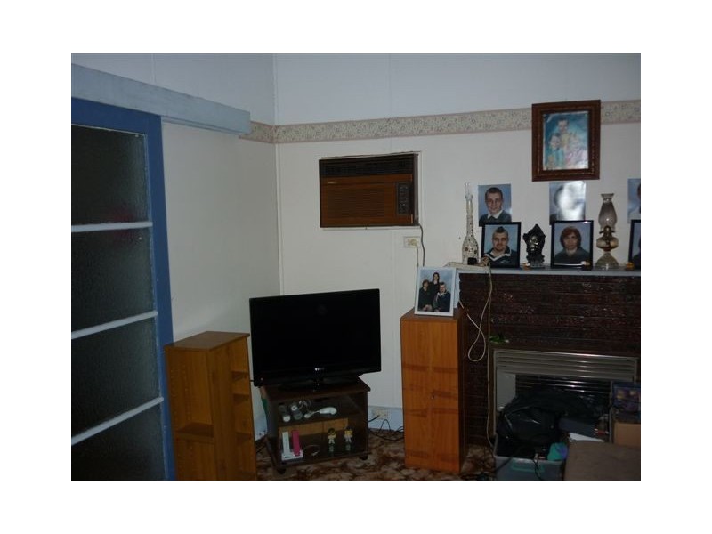 35 Gray Street, Donald VIC 3480