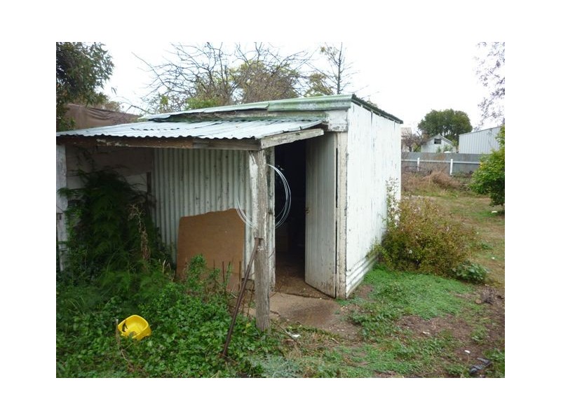 35 Gray Street, Donald VIC 3480