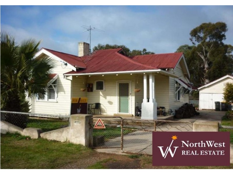 6 Inglewood Rd., St Arnaud VIC 3478